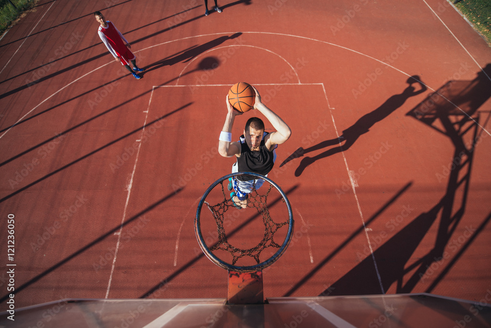 Naklejka premium Showing his skills