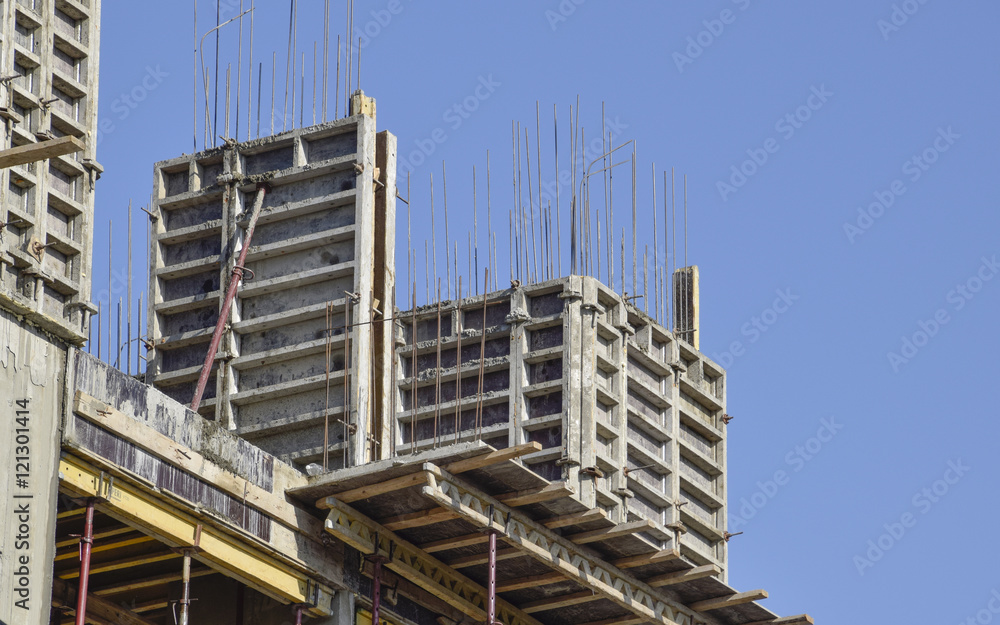 Construction of a multistory building Construction of a multistory building