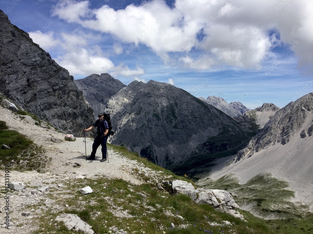 Bergwanderer im alpinen Hochgebirge