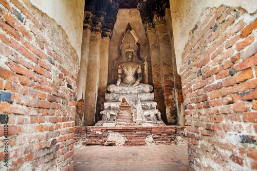 Ayutthaya,Thailand, - September, 07, 2016 : Damaged buddha statu