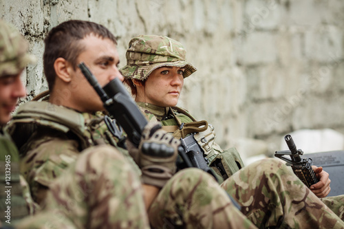 Fényképezés british rangers sitting and having a rest