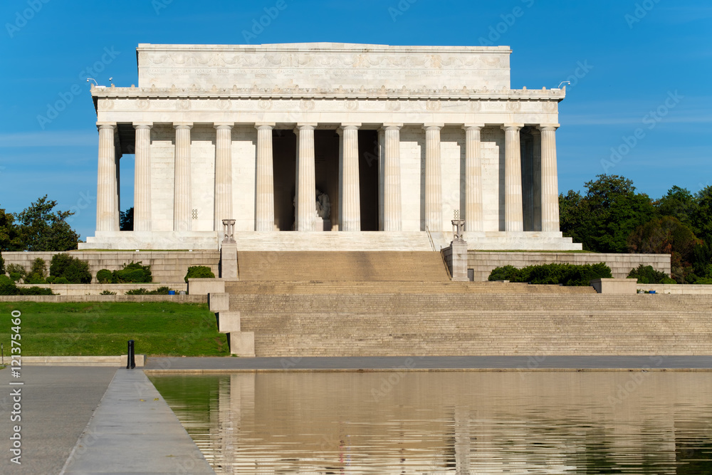 The Lincoln Memorial in Washington D.C. The Lincoln Memorial in Washington D.C.