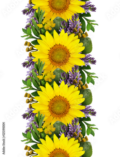 Fototapeta Naklejka Na Ścianę i Meble -  Sunflowers and wild flowers seamless garland