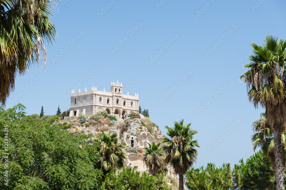 Fototapeta premium Church of Santa Maria dell'Isola located on the cliff near the town of Tropea, Italy 