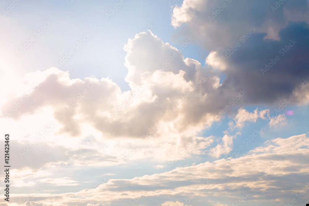 Obraz premium Sky and cloud with sunlight of the day