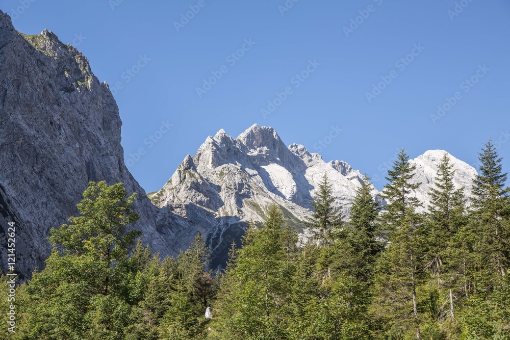 Zugspitze Bayern Wanderung Gebirge Alpen 09
