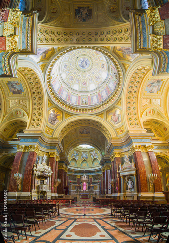 Interior of the roman catholic church St. Stephen's Basilica.