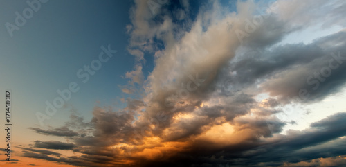 Canvastavla clouds before a thunder-storm