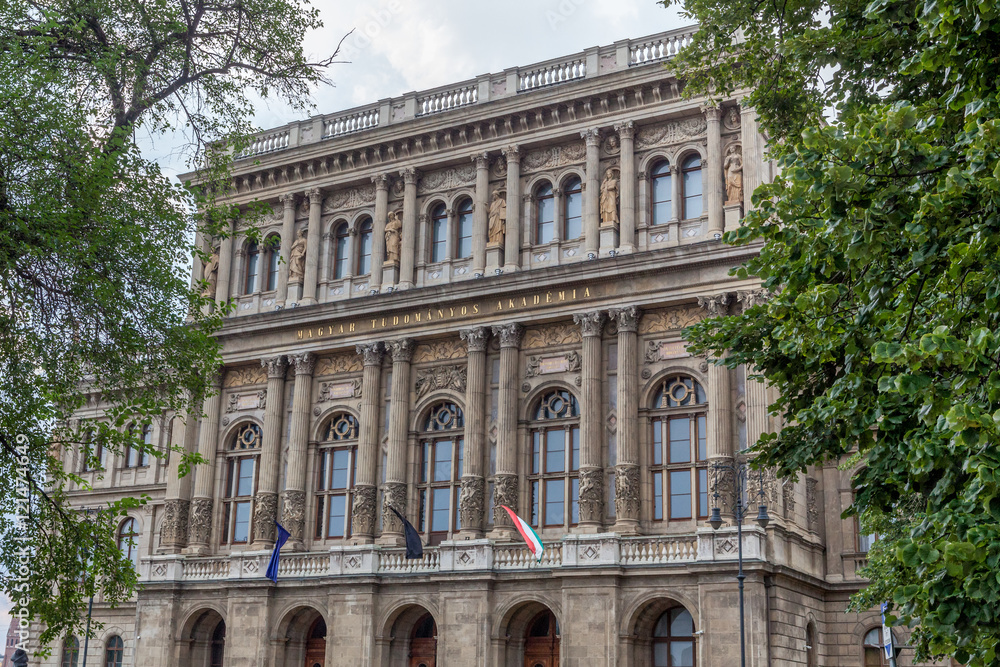 Académie des Sciences, Budapest