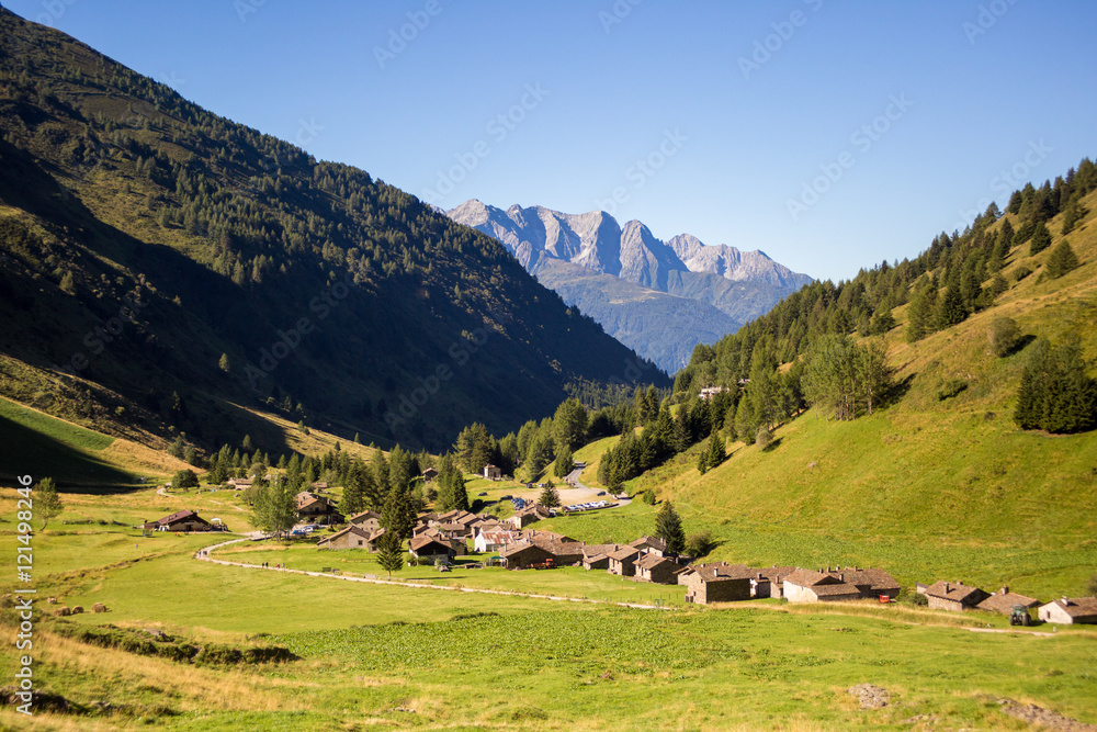 Clouds draw particular shadow on the valley (Ponte di legno, Cas Clouds draw particular shadow on the valley (Ponte di legno, Cas