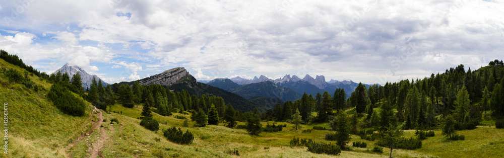 Panorama on Mount Antelao from Pelmo (Dolomites)