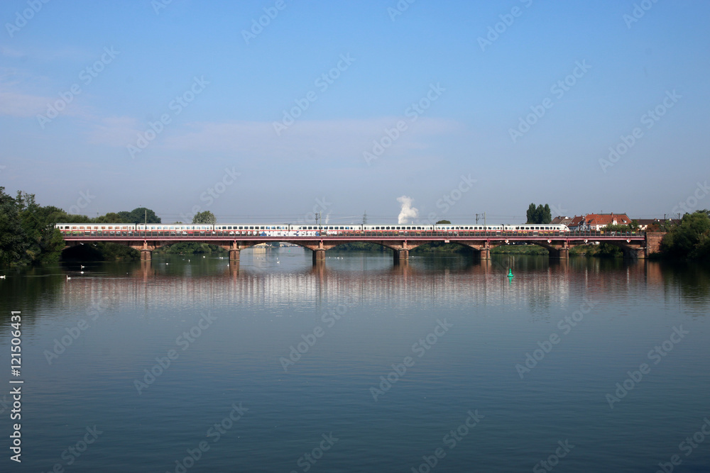 Brücke un Mannheim