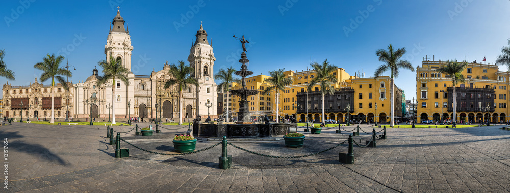 Panoramic view of Lima main square and cathedral church. - obrazy, fototapety, plakaty 