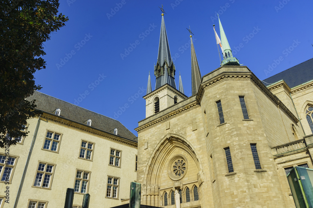 The bautiful Cathedrale Notre Dame