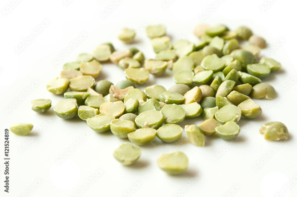 détail pois cassés sur fond blanc détail pois cassés sur fond blanc