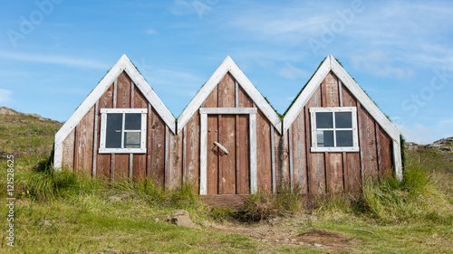 Bilde på lerret Small toy elf house in Iceland