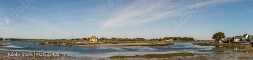 Saint -Cado at low tide, Brittany, France  © thomathzac23