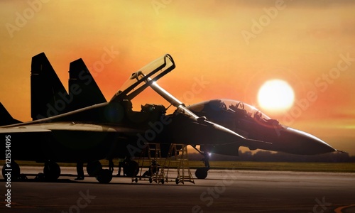 Schilderij op canvas Fighter jet on standby ready to take off