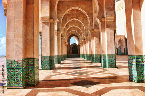 Fototapeta La mosquée Hassan 2 dans la ville de Casablanca au Maroc, en Afrique du Nord