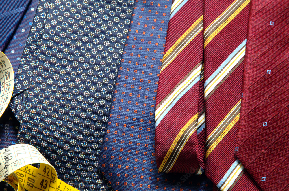 Cravatte simbolo dell'eleganza maschile Stock Photo | Adobe Stock