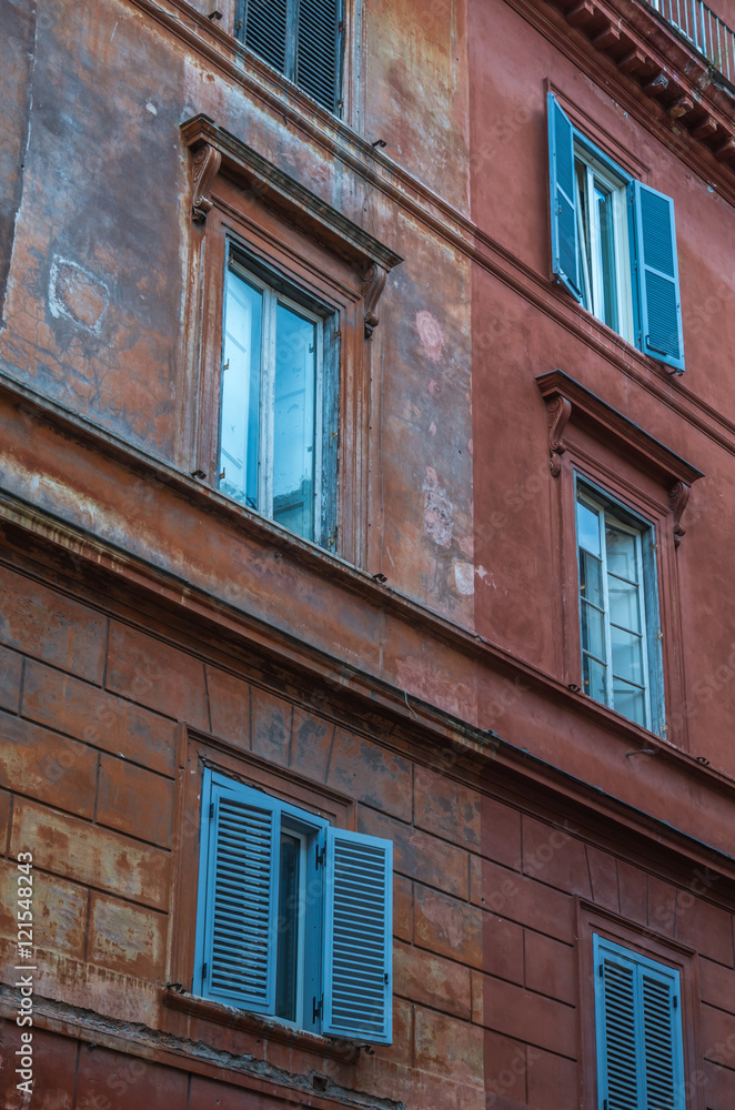 Obraz premium Rome is a city full of many beautiful and historical buildings and architectural detail