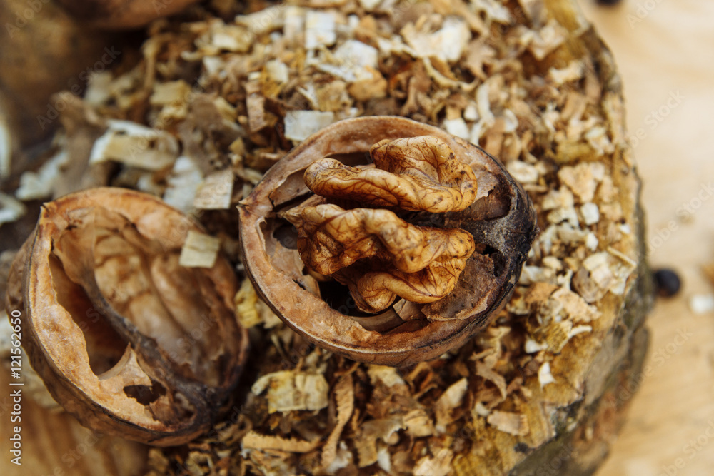 walnut star anise walnut star anise
