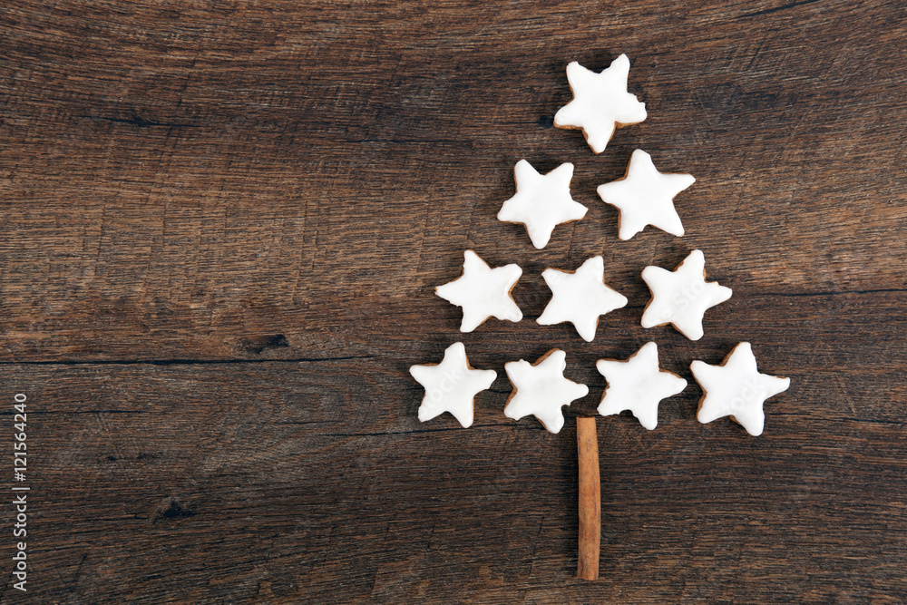 Weihnachtsbaum aus Zimtsternen