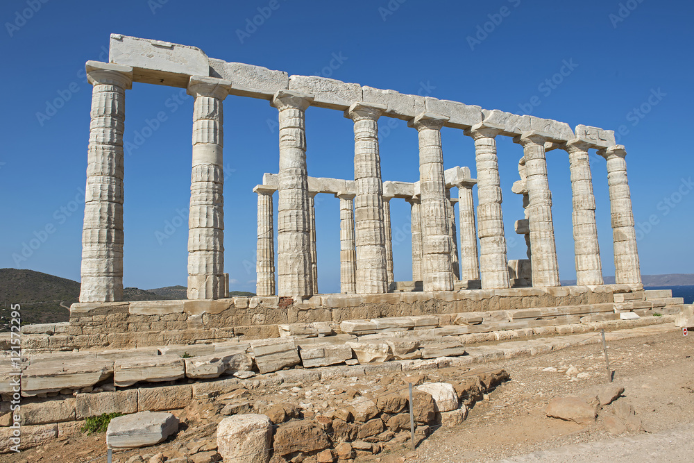 Fototapeta premium Poseidontempel am Kap Sounion, südöstlich von Athen, Griechenland