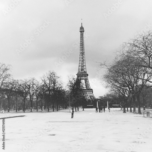 Fototapeta Naklejka Na Ścianę i Meble -  Eiffelturm Paris Tour Eiffel