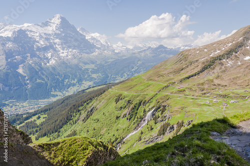 Grindelwald, Alpen, Berner Oberland, First, Wanderweg, Waldspitz, Eiger, Mönch, Jungfrau, Wanderferien, Schweizer Berge, Sommer, Schweiz © bill_17