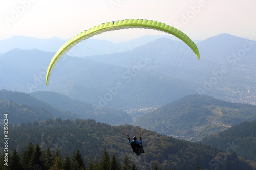 Paragliders photo