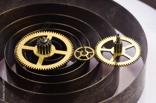 Gears and spring of hours
