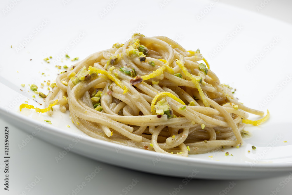 Spaghetti with salted anchovies and lemon pistachios Spaghetti with salted anchovies and lemon pistachios