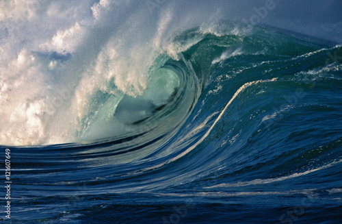 Empty Wave - Waimea Bay Shorebreak, Oahu, Hawaii