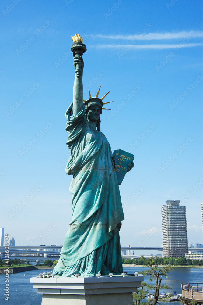 Fototapeta premium Statua Wolności w Odaiba