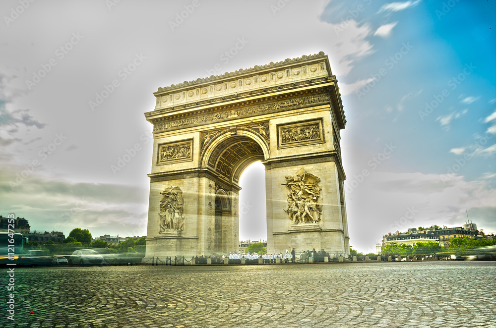 Fototapeta premium Arc de Triomphe, Place Charles de Gaulle, Paris, Frankreich.