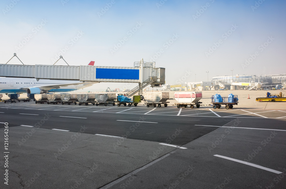 Baggage loading in European airport