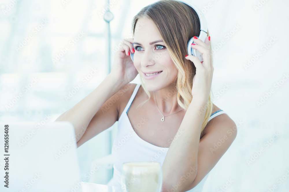 Portrait of beautiful happy smiling young office woman with head Portrait of beautiful happy smiling young office woman with head