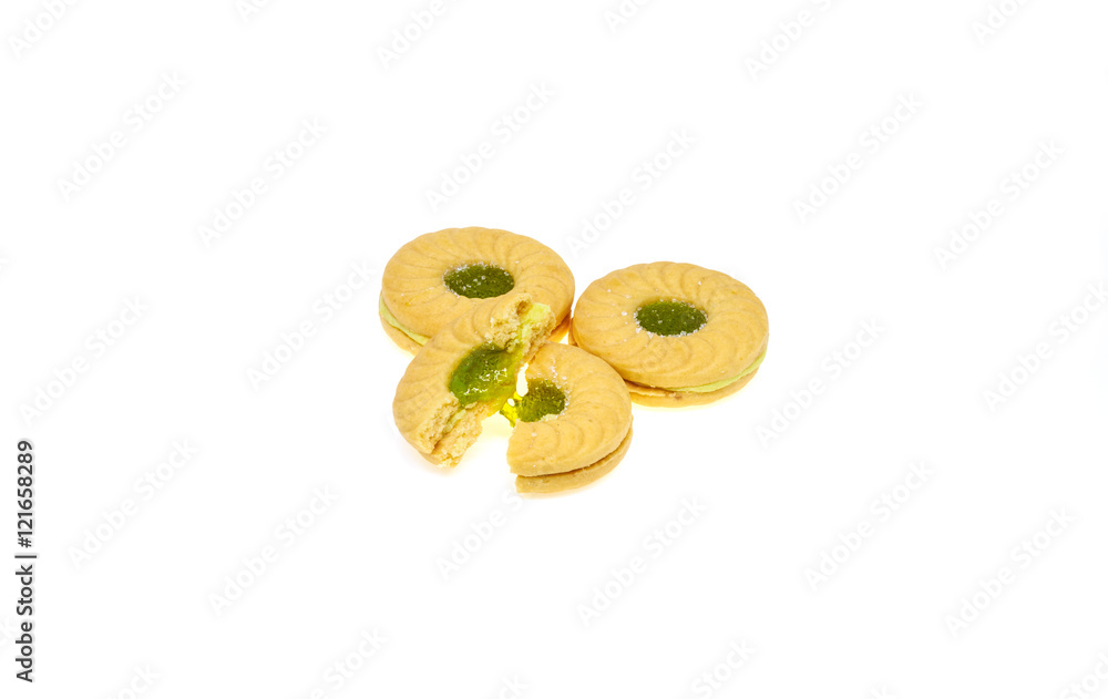 Sandwich cookies with apple flavoured cream and kiwi apple flavo