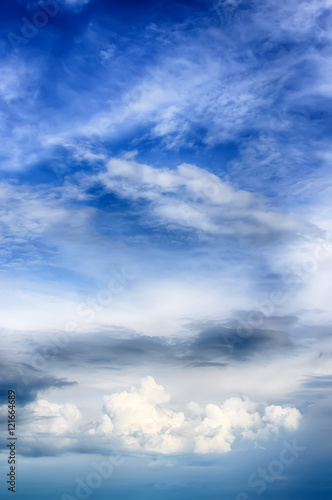Fototapeta Naklejka Na Ścianę i Meble -  Bright blue sky with cumulus white clouds. HDR photo