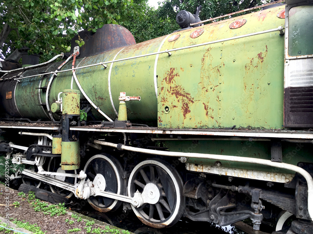 Naklejka premium Vintage train railway transportation perspective