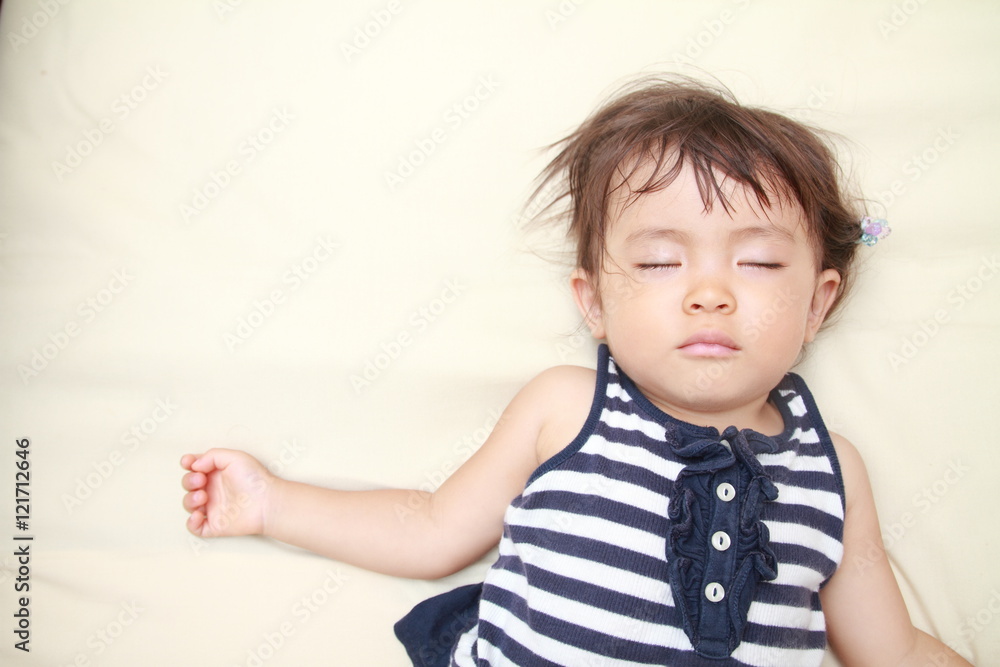 幼児(1歳児)の寝顔