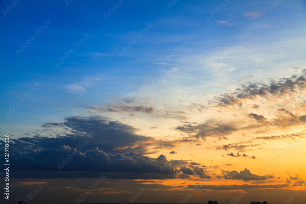 The color of twilight sky The color of twilight sky