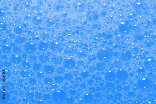 Foto detergent foam bubble with blue tone for background
