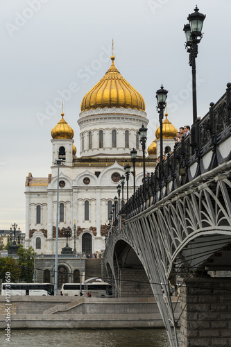 MOSCOW - AUGUST 21, 2016: Cathedral of Christ the Savior near the Kremlin on August 21, 2016 in Moscow, Russia. © iconimage