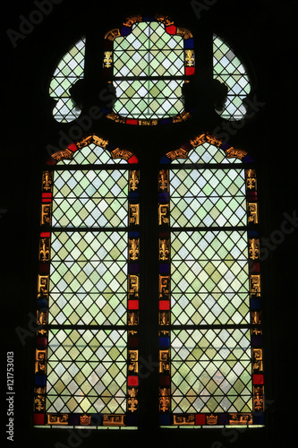 Vitrail. Cathédrale Notre-Dame de Senlis. Senlis Cathedral..