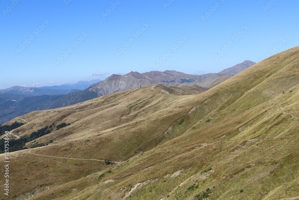 catena montuosa dell'appennino, crinale Tosco Emiliano, settembre 2016