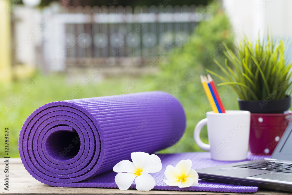 Prepare yourself with yoga exercise outdoors Prepare yourself with yoga exercise outdoors