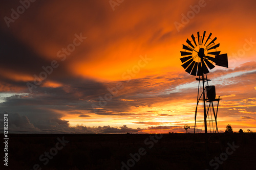 Fototapeta Naklejka Na Ścianę i Meble -  Silent sunset
