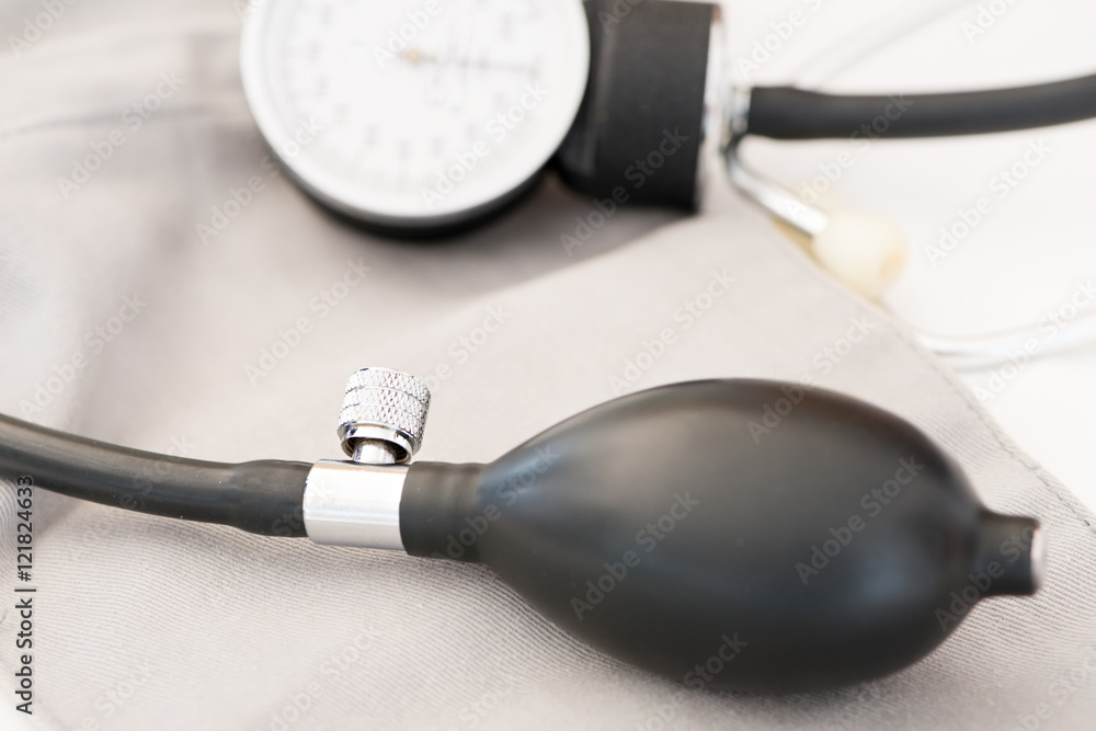 Details of a sphygmomanometer Details of a sphygmomanometer